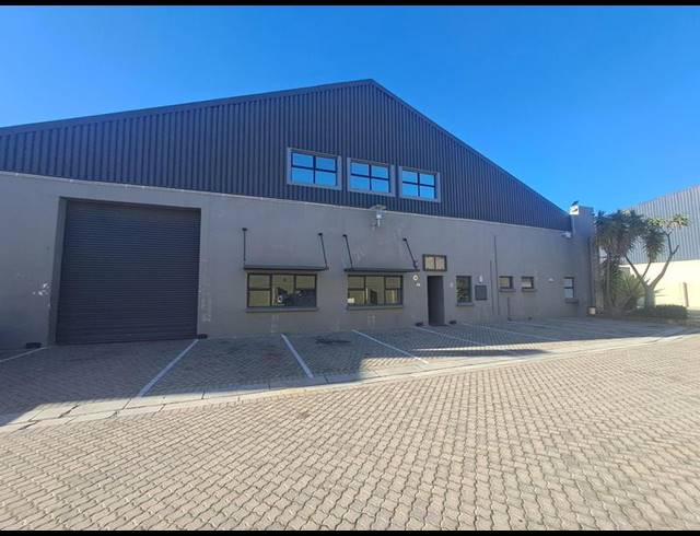 INDUSTRIAL PROPERTY TO RENT IN ATLANTIC HILLS